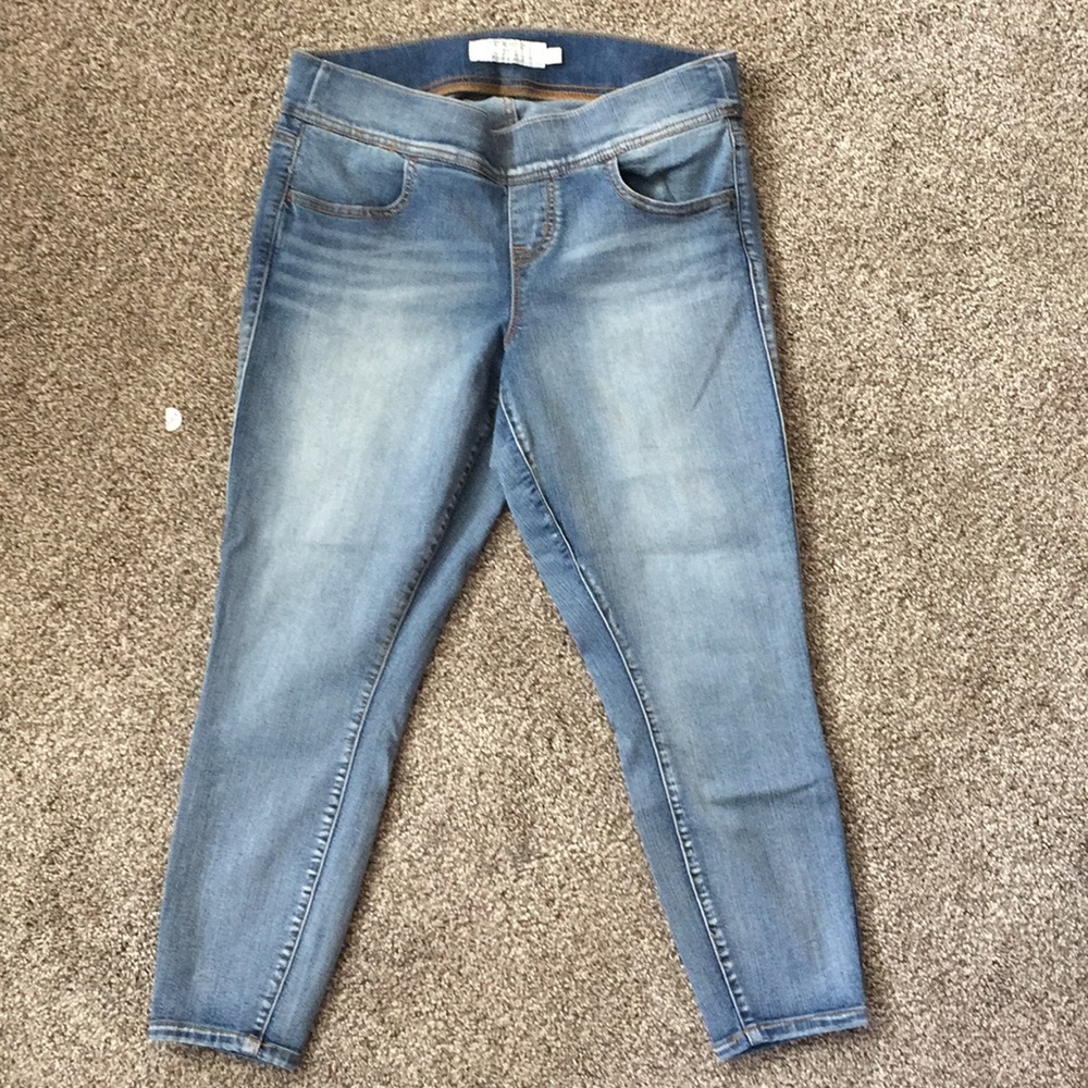 Torrid plus size 0 skinny Capri jeggings